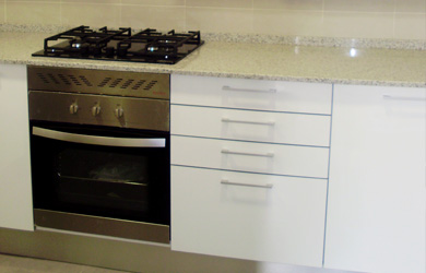 reforma de cuina blanca laminada
